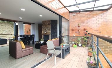 Exclusiva Casa en la Parcelación San Luis - Alto del Escobero
