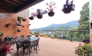 Exclusiva Casa en la Parcelación San Luis - Alto del Escobero