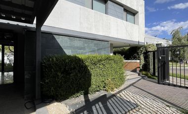 Casa en  Neuquen Capital
