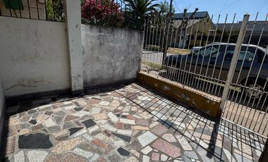 Casa, tres Ambientes y Galpon 200 mts - Jose Marti 600 - Merlo, Barrio Pompeya