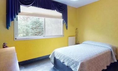 Casa en venta - 3 Dormitorios 4 Baños - Cochera - 3.650mts2 - La Plata