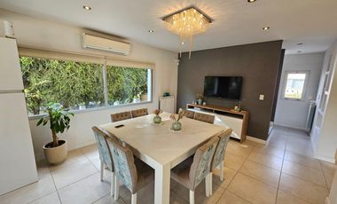 Casa en venta la horqueta de Echeverría Canning