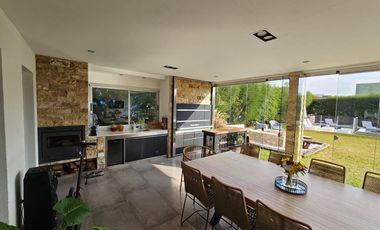 Casa en venta la horqueta de Echeverría Canning
