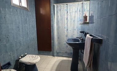 Casa con Jardin en Venta - 327 m² de Terreno y 279 m² Cubiertos