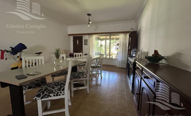 Casa con Jardin en Venta - 327 m² de Terreno y 279 m² Cubiertos