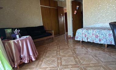 Casa con Jardin en Venta - 327 m² de Terreno y 279 m² Cubiertos