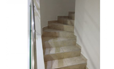 CASA EN VENTA EN LOS JOBOS