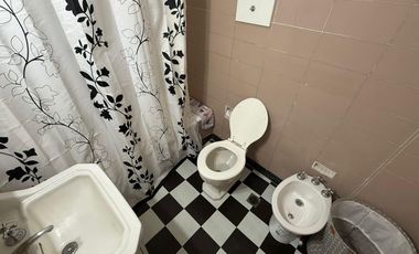 Amplio 2 ambientes - departamento apto profesional
