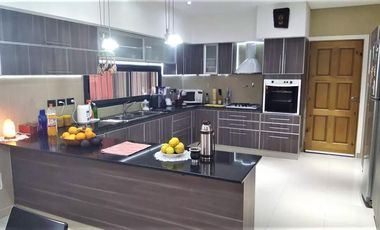 Venta Gran Casa Con Pileta En Maschwitz