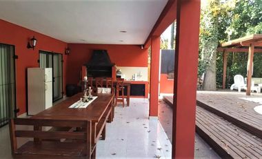 Venta Gran Casa Con Pileta En Maschwitz