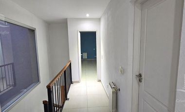 Venta - Casa 4 Ambientes, Jardin, Pileta - Santa Catalina, Villanueva, Tigre