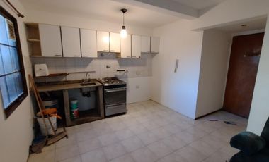 DEPARTAMENTO EN ALQUILER EN MORON NORTE - 2 AMBIENTES CON COCHERA