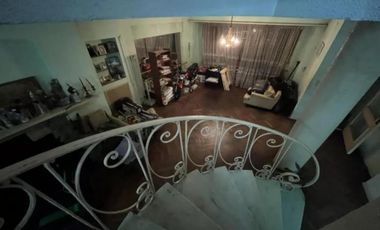 Casa en venta - 3 Dormitorios 2 Baños - 260Mts2 - Ramos Mejía