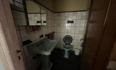 Casa en venta - 3 Dormitorios 2 Baños - 260Mts2 - Ramos Mejía