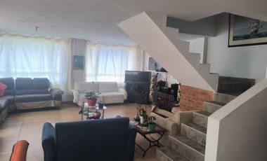 Espectacular Casa Familiar Con Diseño Moderno