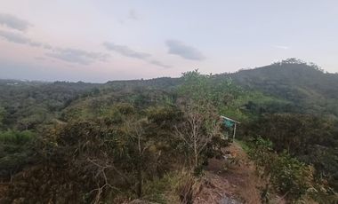 Espectacular Lote La Buitrera