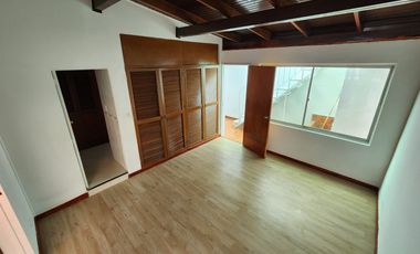 Arriendo Casa 3 Niveles Sector Estadio Medellín