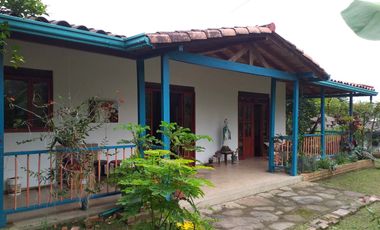 Casa Campestre Vereda La Esperanza - La Mesa Via Cachipay