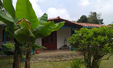 Casa Campestre Vereda La Esperanza - La Mesa Via Cachipay
