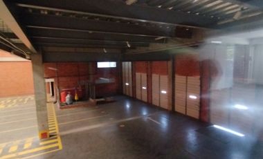 VENDO EN EXCLUSIVA BODEGA EN PARQUE INDUSTRIAL, EXCELENTE VITRINA , OFICINAS TERMINAL LOGÍSTICO  ACOPI, CON BASCULA-10021