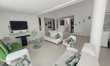 Casa En Exclusivo Condominio - Anapoima