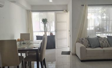 LINDA CASA RESIDENCIAL 2 PISOS EXTERNA