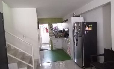 LINDA CASA RESIDENCIAL 2 PISOS EXTERNA