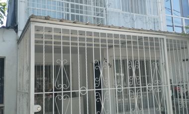 LINDA CASA RESIDENCIAL 2 PISOS EXTERNA