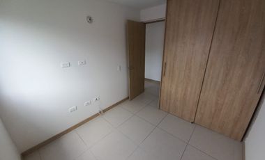 Arriendo Apartamento Piso 18 En Bello