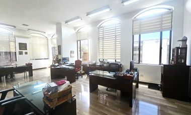 Oficina O Consultorios En Alquiler El Peñon Cali