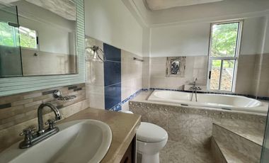 VENDEMOS CASA CAMPESTRE UBICADA EN BAJO DAPA