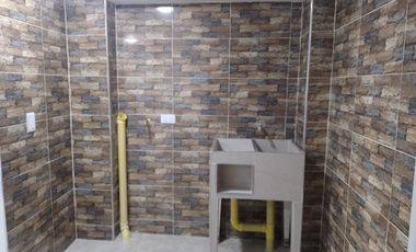 Se Vende Casa En Ciudad Del Campo De 3 Pisos Totalmente Independiente Ideal Para Inversionistas