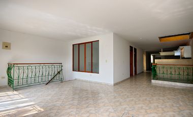 Cali, Vendo Casa Tres Pisos Dos Apartamentos Barrio Chapinero