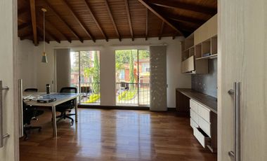 Casa En El Tesoro El Poblado Cerca Al Colegio Marymount