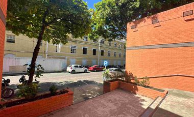 Local Amplio En Arriendo Barrio El Peñon