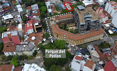 Local Amplio En Arriendo Barrio El Peñon