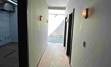 Local Amplio En Arriendo Barrio El Peñon