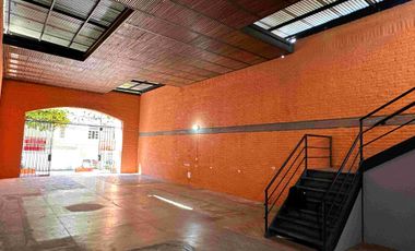 Local Amplio En Arriendo Barrio El Peñon