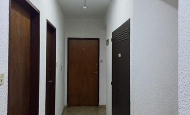 Excelente departamento 2 amb centrico!!