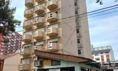 Excelente departamento 2 amb centrico!!