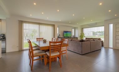 Barrio Tierras del Mar, casa 4 ambientes