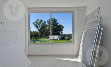 Casa en venta - Barrio Santa Juana, Canning
