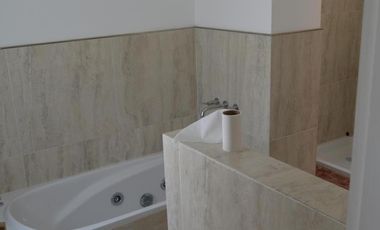 Excelente Casa en Venta en Acacias!!