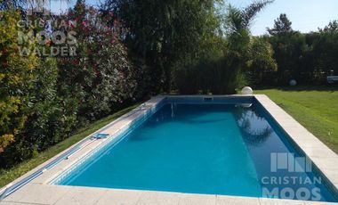 Casa en Venta de  4 ambientes- Alamo Alto-