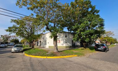 Casa en  Llavallol