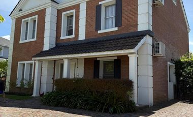 Casa de 5 dormitorios en venta en Los Castores, Nordelta