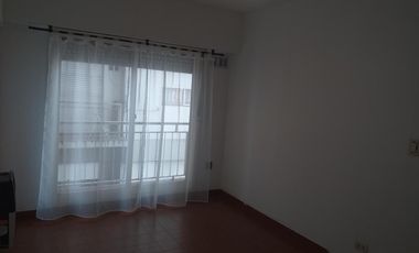 VENTA DEPARTAMENTO DE 2 AMBIENTES CÉNTRICO