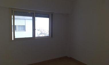 VENTA DEPARTAMENTO DE 2 AMBIENTES CÉNTRICO