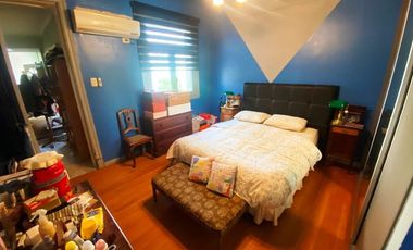 Chalet de 4 ambientes en barrio ingles.