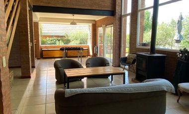 CASA VENTA CANNING BARRIO ECHEVERRIA DEL LAGO